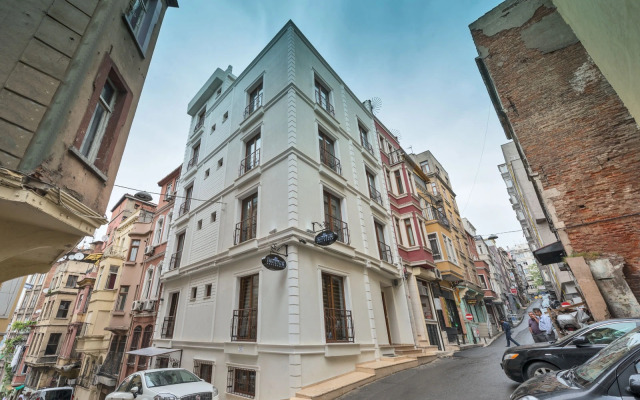 Апарт-отель Invictum Residence