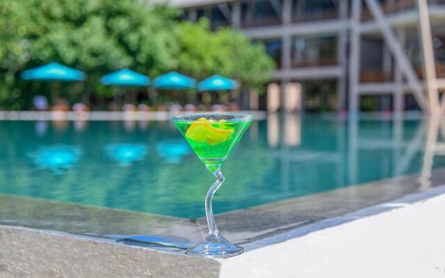 Breeze Pasikudah Resort Hotel