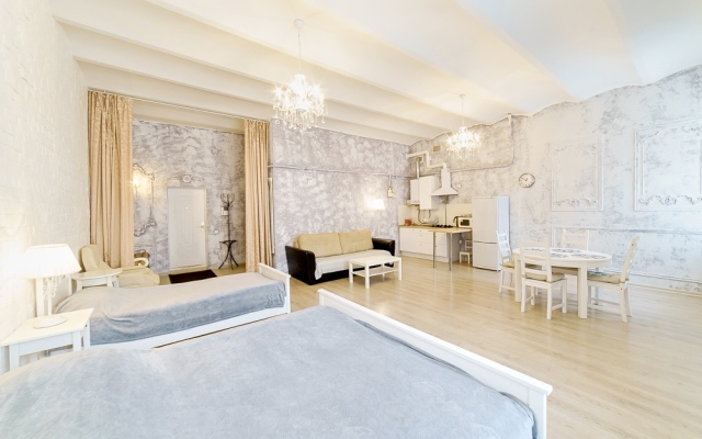 Sutki-Dom - Personnage Apartments