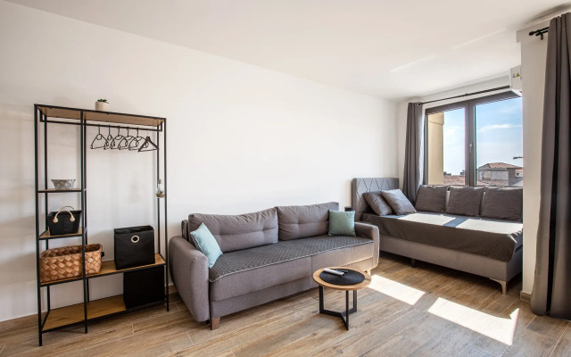 Contemporary Retreat in Bečići Apartments