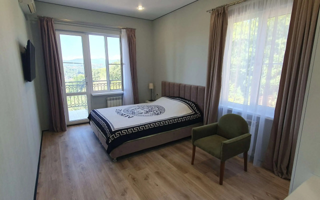 V Sochi Dacha Guest house