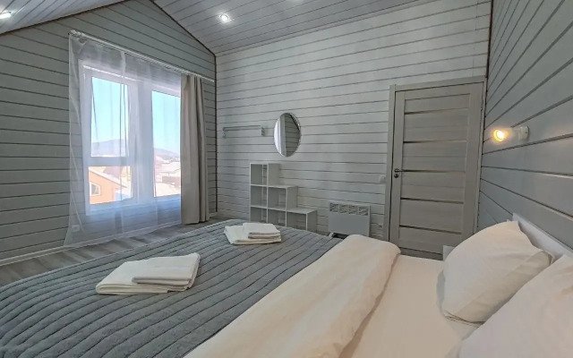 Guest house Dacha V Geshe na 12 chelovek