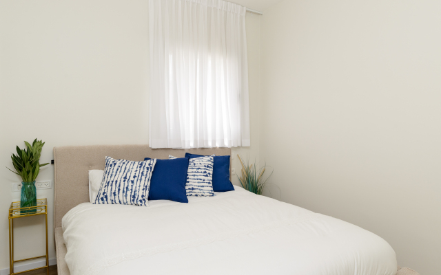 Design & Veranda Near Old City By Feelhome Apartments