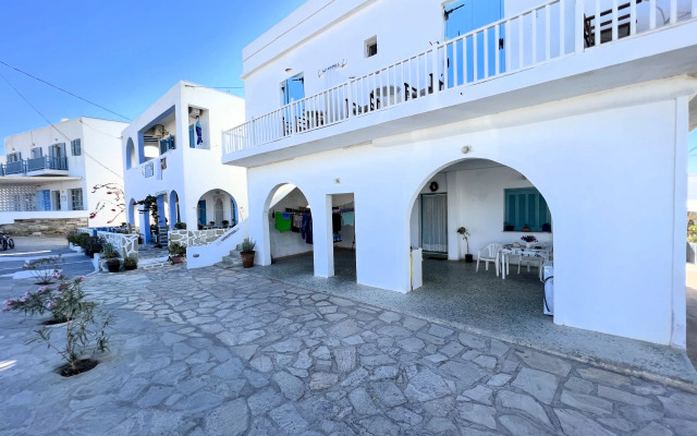 Windmill Rooms Hotel