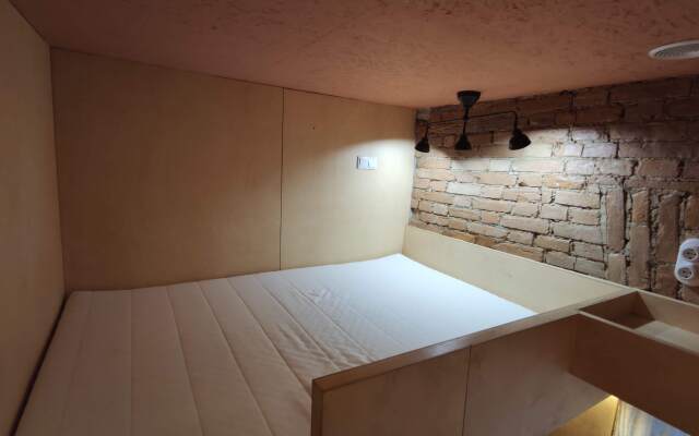 Three Narzana 1 Apartments