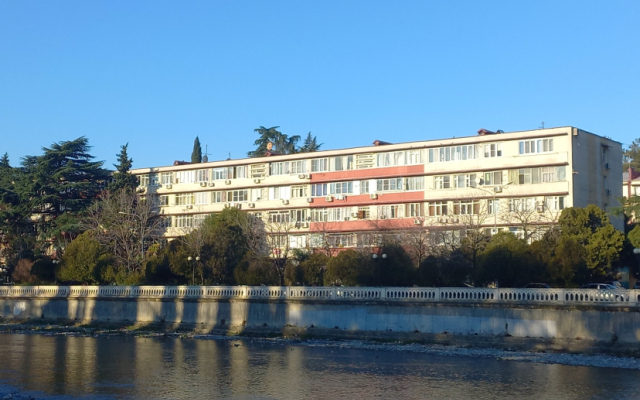 Na Chaykovskogo 6 Flat