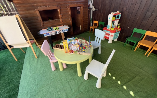 Orhideya Guest House
