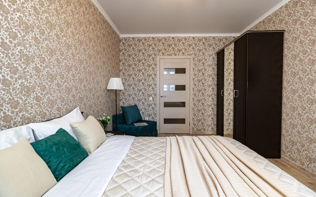 Квартира Большая Двухкомнатная на Селезнева