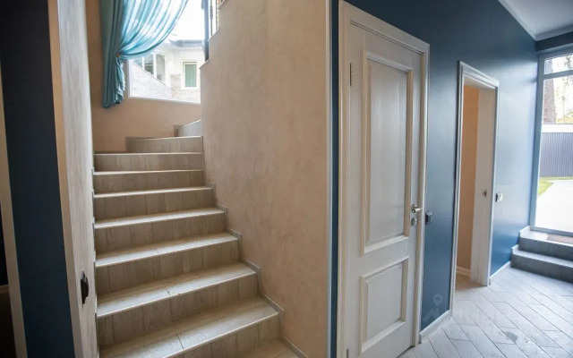 U Reki S Baney Private house