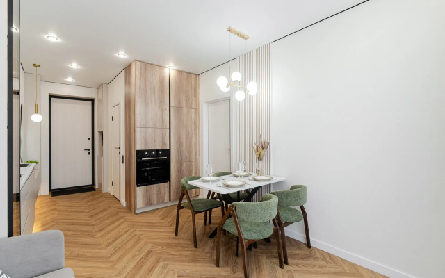 Kvartira Dizajnerskij Apartament V Premium-ZK Radom S G-Drive Arenoj