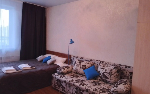 Brauni V Akadem Riversaid Apartments