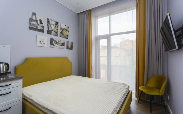 V centre Moskvy v Premium ZhK Apartment
