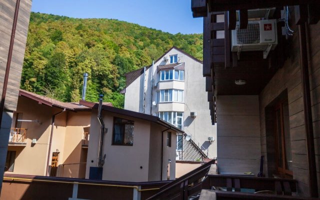 Апартаменты More Rooms на Эстонской 88/11