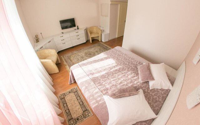 Гостиный двор Зуевский