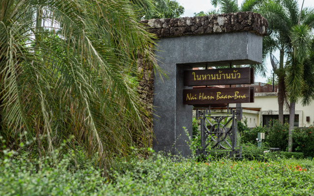 Traditional Thai 2BR in Baan Bua Estate Villa