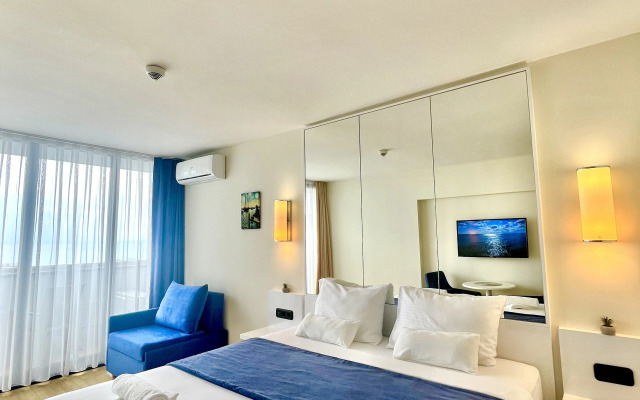 HappyRent Orbi блок C View of the sea and mountains Apartments