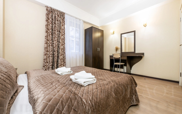 Oplot - S dvumya spal'nyami i vannoj 2 Apartments