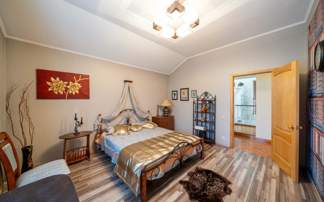 Частный дом Большой уютный коттедж с баней