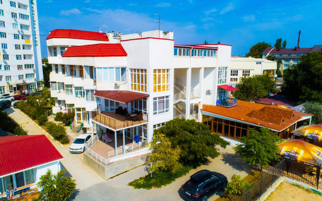 Апартаменты VIP on the beach 1