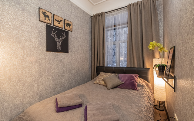 Апартаменты Двухкомнатные апартаменты в центре на Марата