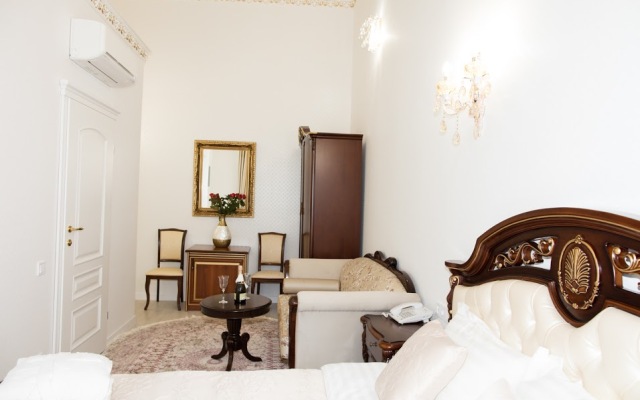 De Versal Hotel