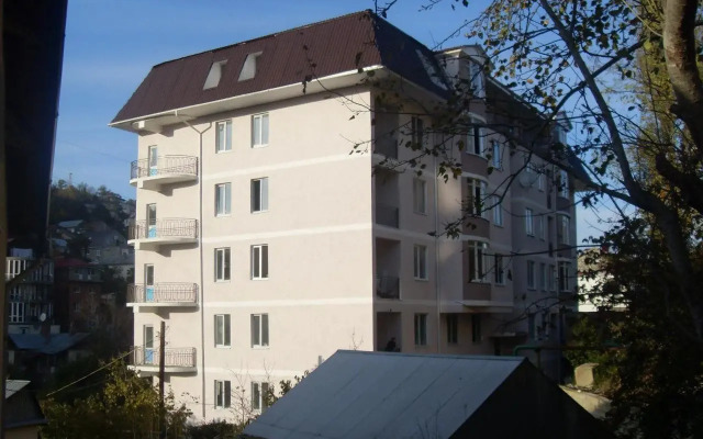 Квартира 600м до моря в центре Сочи