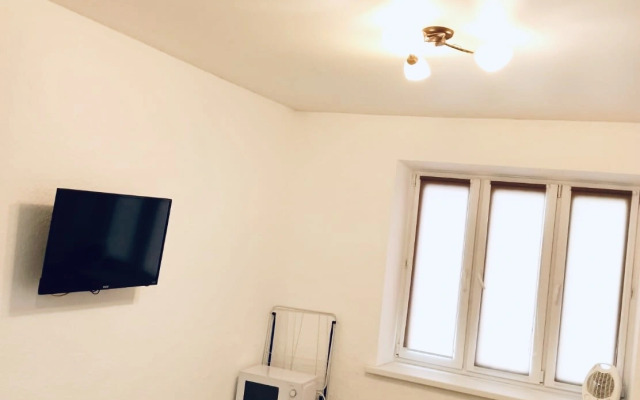 Апартаменты рядом с Максима Парк 2