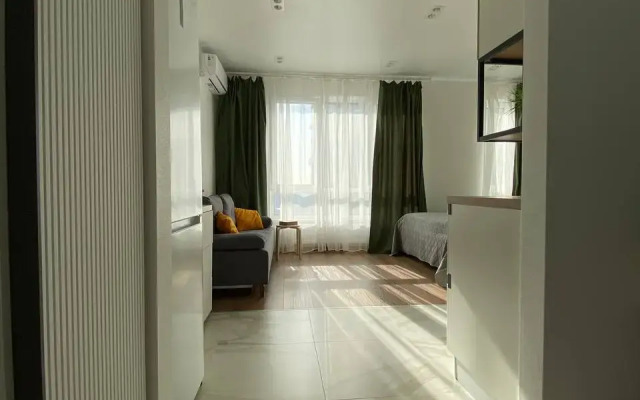 Li Breeze Flat