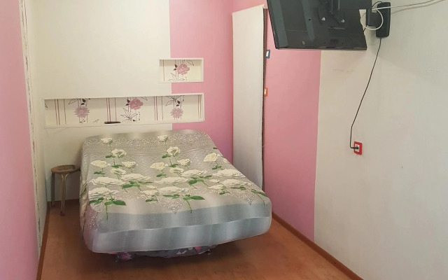 Komfort Na Prospekte 50 Let Oktyabrya 22 Flat