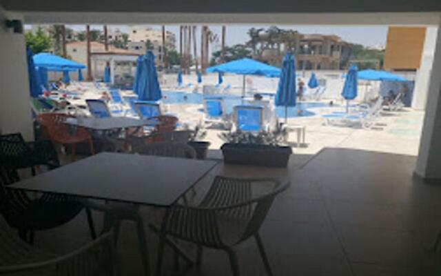 Captain Pier Hotel