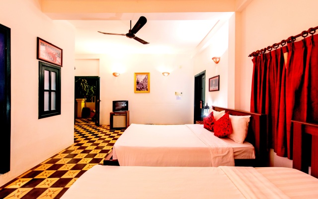 Villa Wat Damnak Hotel