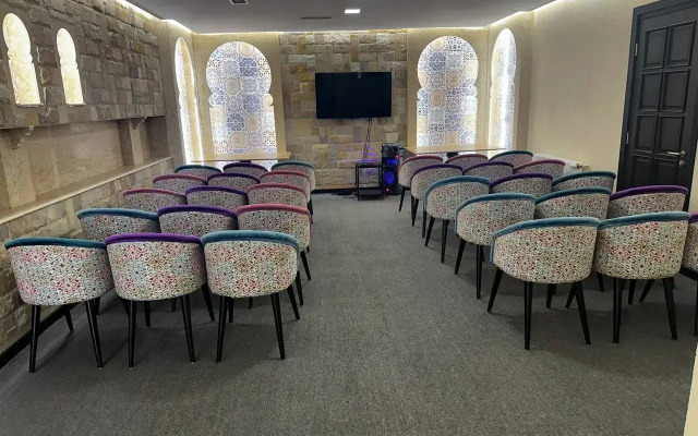 Отель Rasoda Hotel