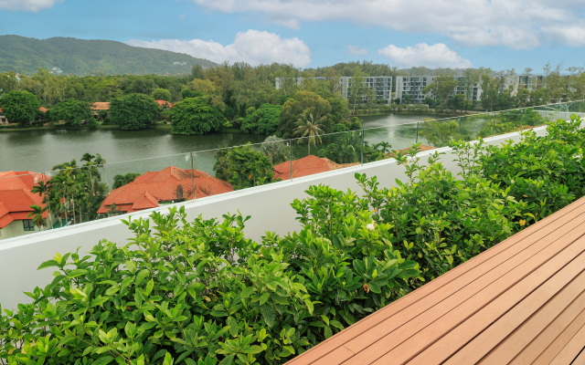 Uyutnye Laguna Skypark Apartments
