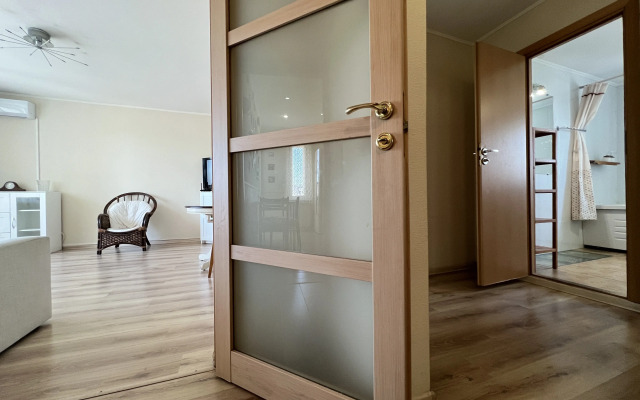 2-kom Fadeeva 13b-49 KakDoma Sevastopol Flat