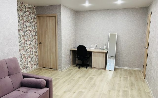 Dvushka na Kalinovskoy tsentr Flat