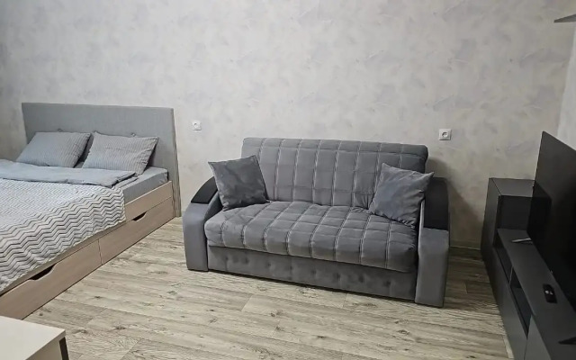 Na Prospekte 50 Let Oktyabrya Flat