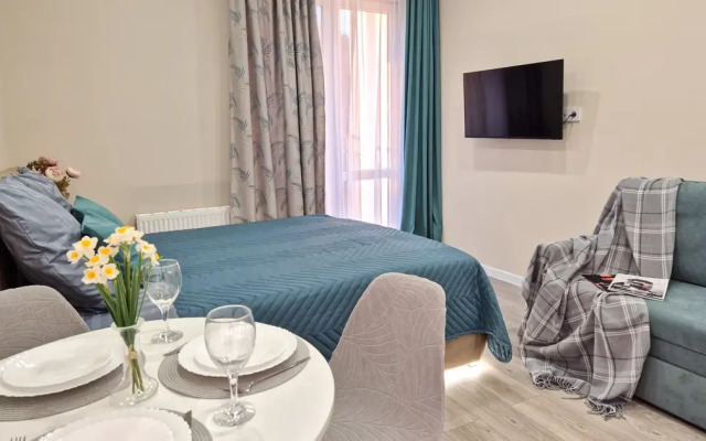 S Dvumya Balkonami Apartments