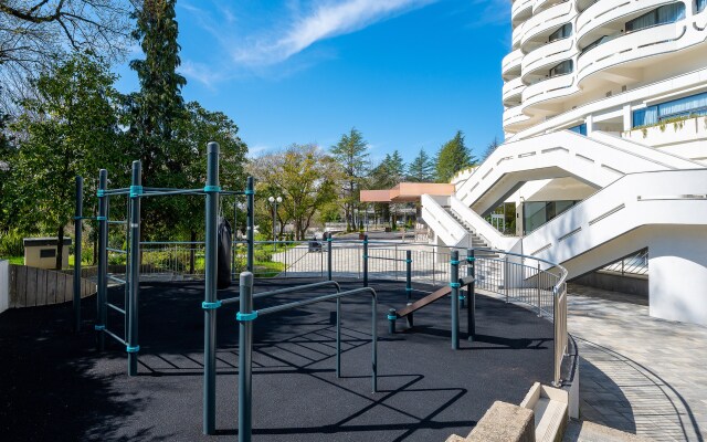 V otele s vidom na more. Kosmos 522 Apartments