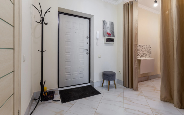 Квартира Уютная 2-к на Лукачева 10