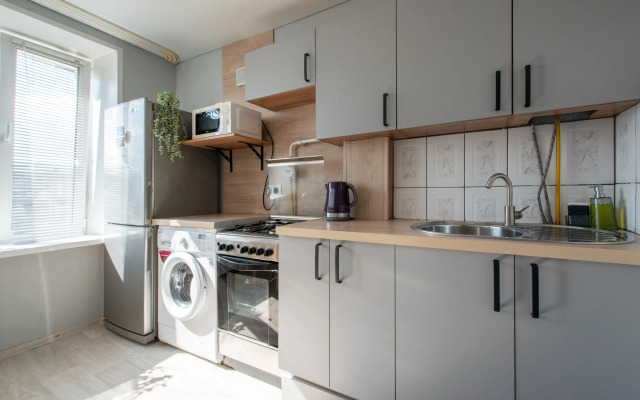 Uyutnaya Dvukhkomnatnaya Kvartira Flat