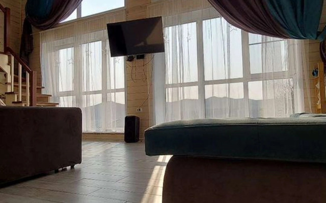 Частный дом на улице 3-я Дачная 800