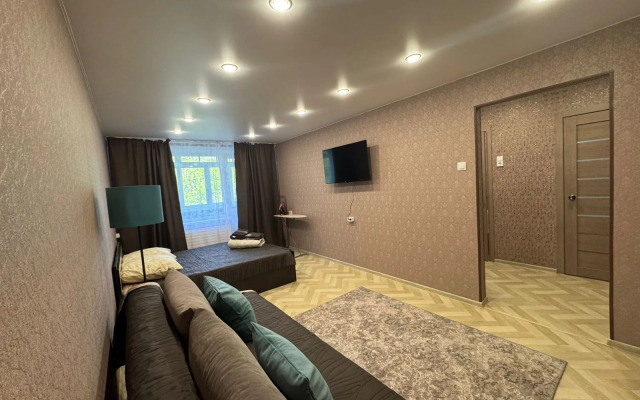 Posutochno Eniseyskaya 54A Flat