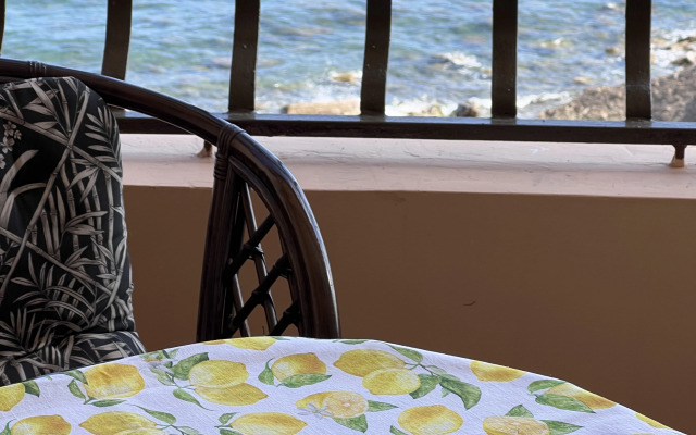 Agira Guest House