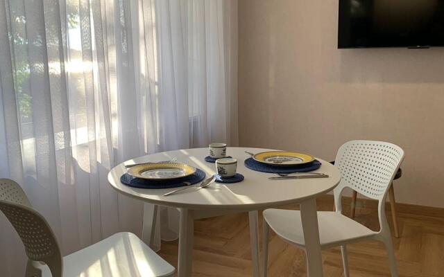 Studiya na Lesnoy Apartments