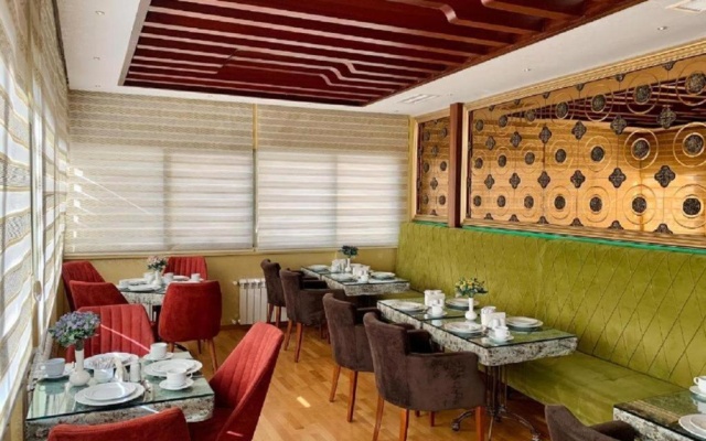 Clover Boutique Hotel