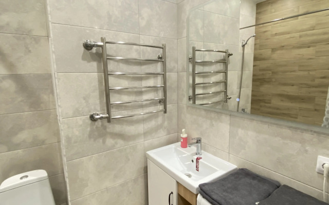 Batashi Green Flat