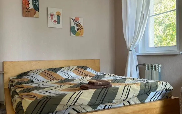 Na Shkolnoy 8a Flat