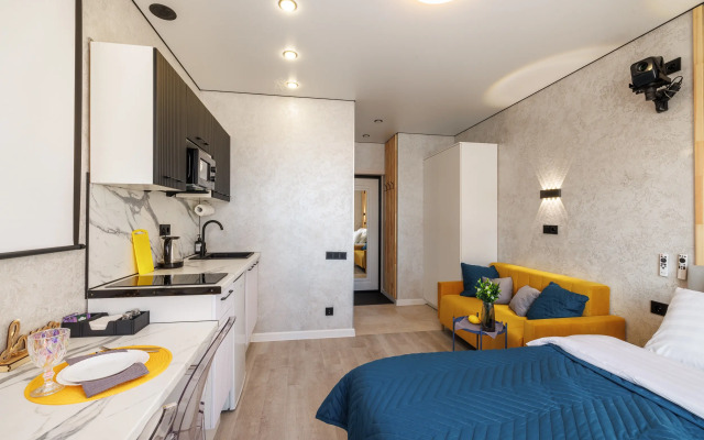 Meduza Apart uyutnye kino-studii s proektoramy 2 Apartment