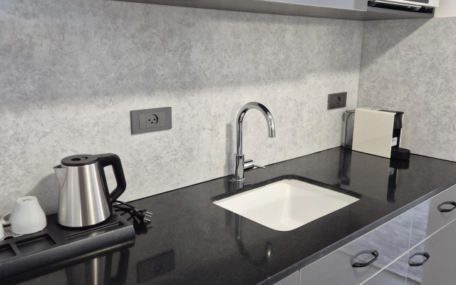 Апарт-отель DovrInn Boutique Down Town