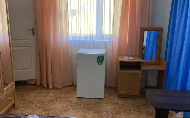 Adile Guest House